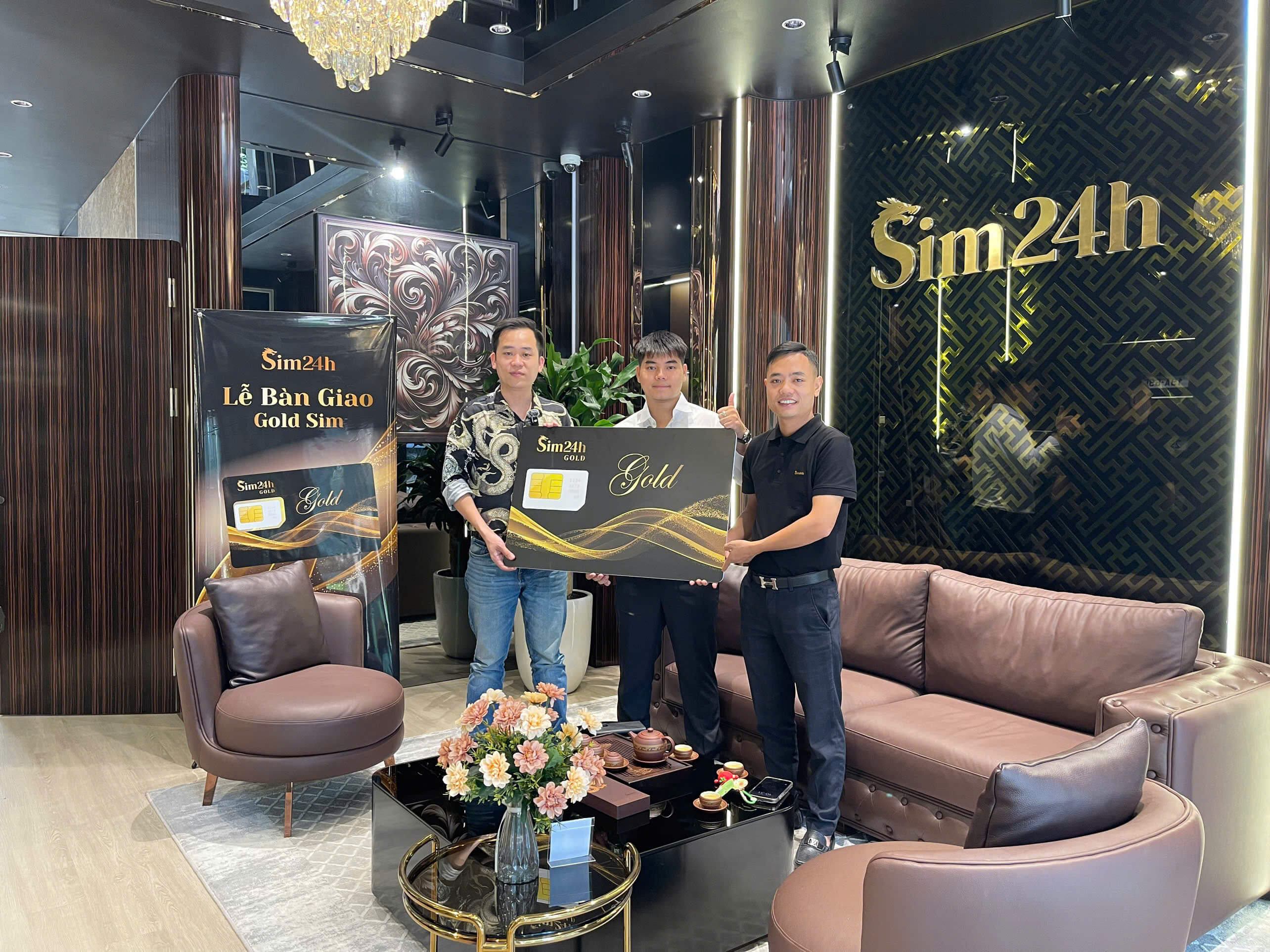 Em trai Chốt SIM làm Hotline Kinh doanh nhà hàng tại văn phòng Sim24h nhanh gọn